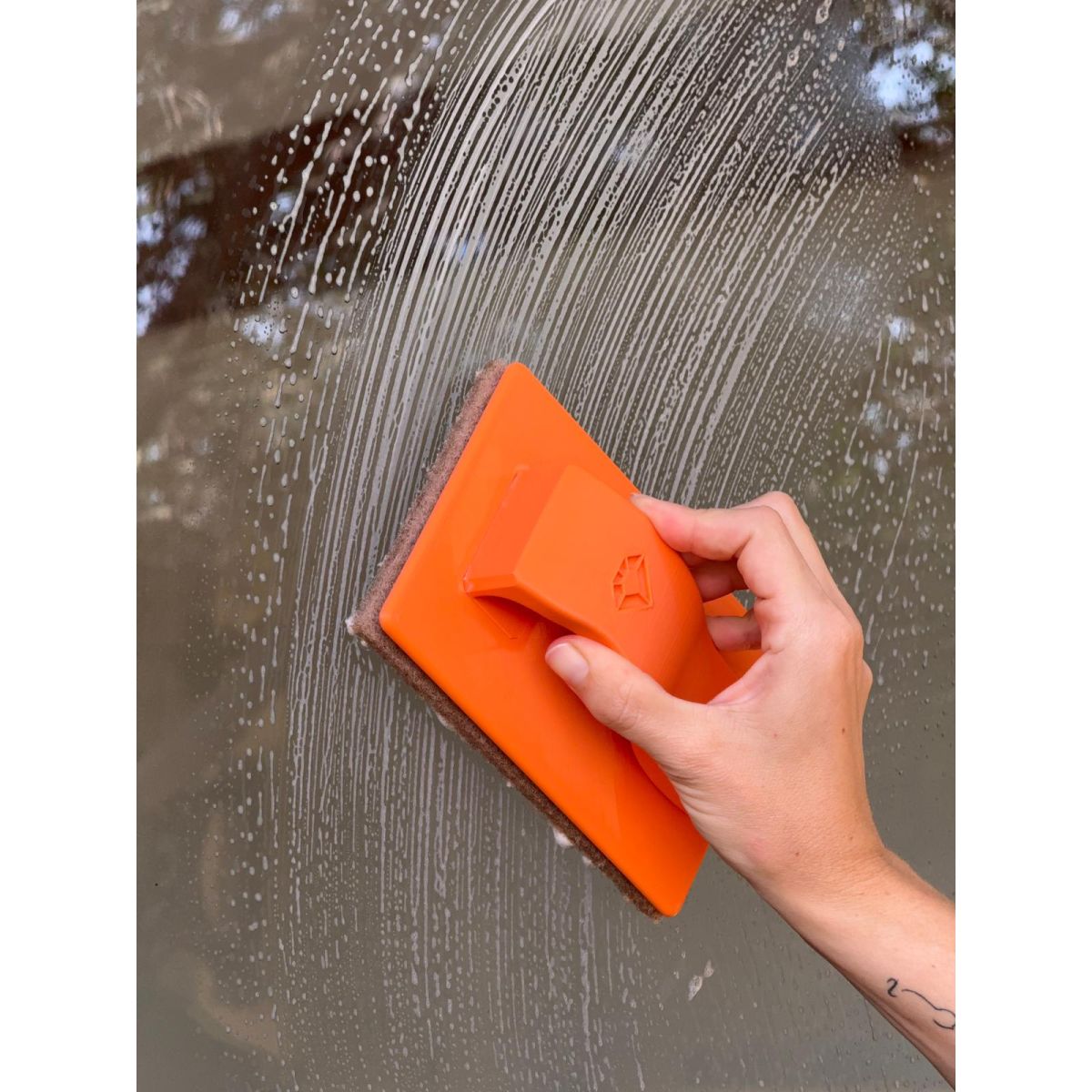 Item Tampon de récurage manuel Jitterbug (pad coque de noix)